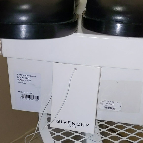 Givenchy Men's dress shoes - Picture 9 of 10